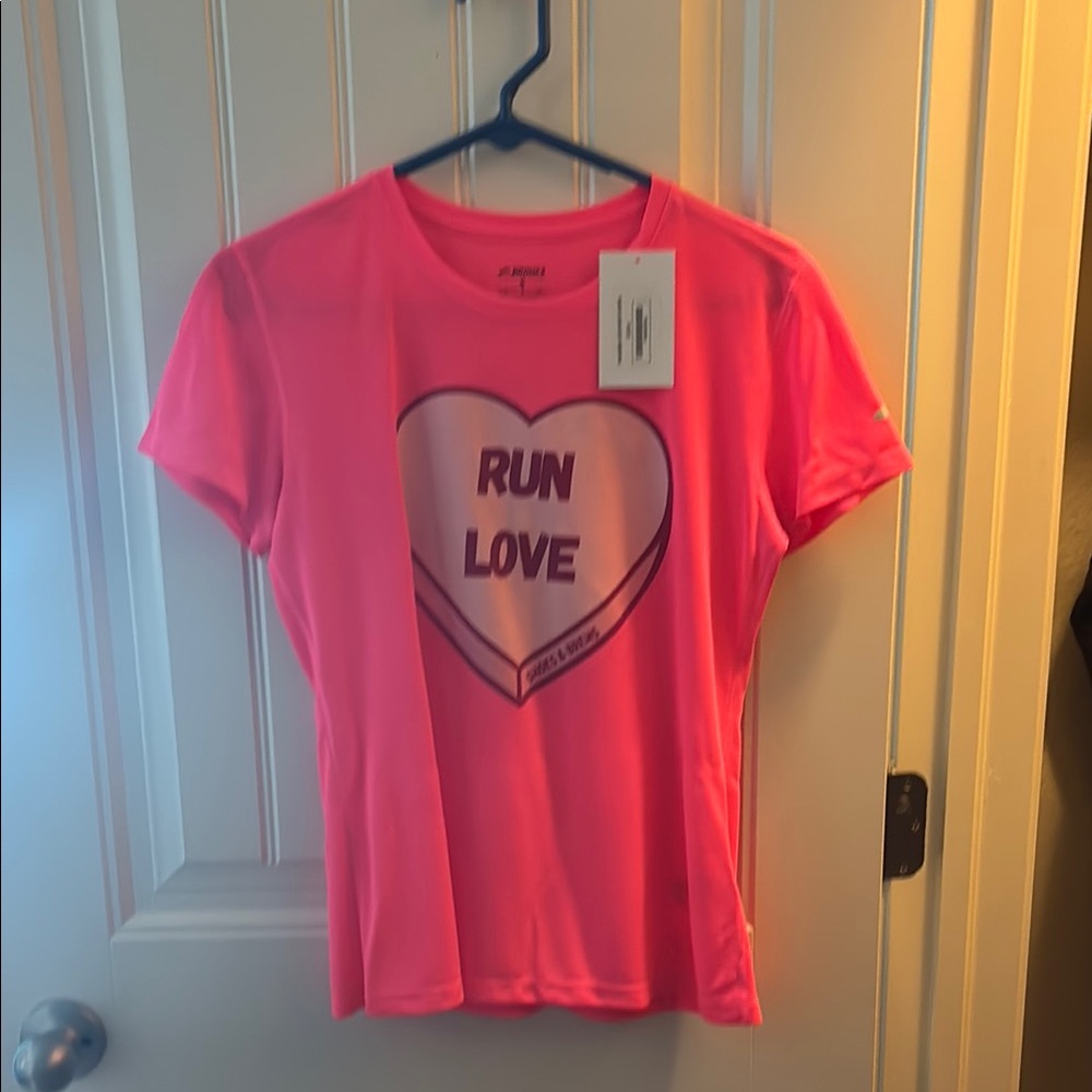 Brooks Pink Short Sleeve Tee